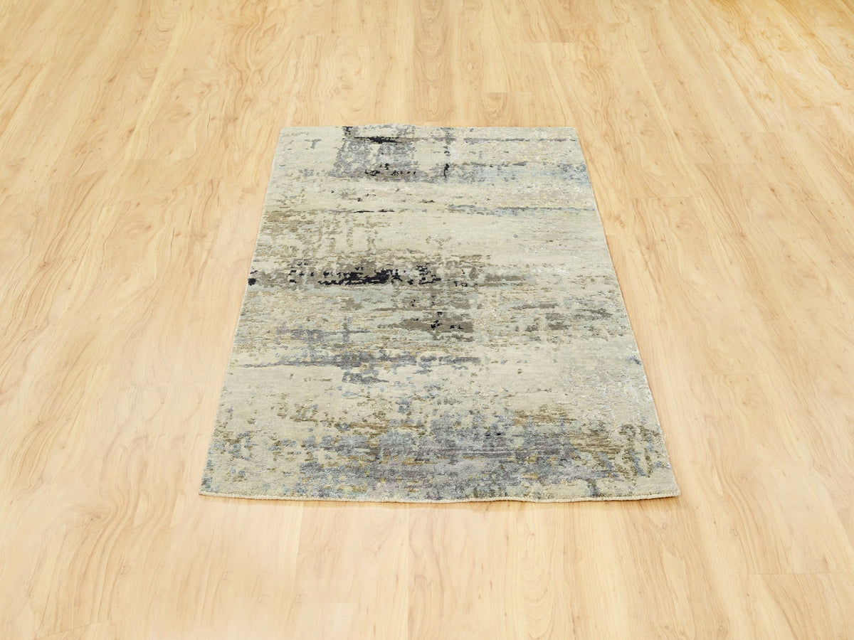 Modern / Contemporary hand-knotted wool/silk rug in Beige, 3' x 5' — SKU O062167 (view 2)