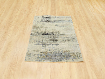 Modern / Contemporary hand-knotted wool/silk rug in Beige, 3' x 5' — SKU O062167 (view 2)