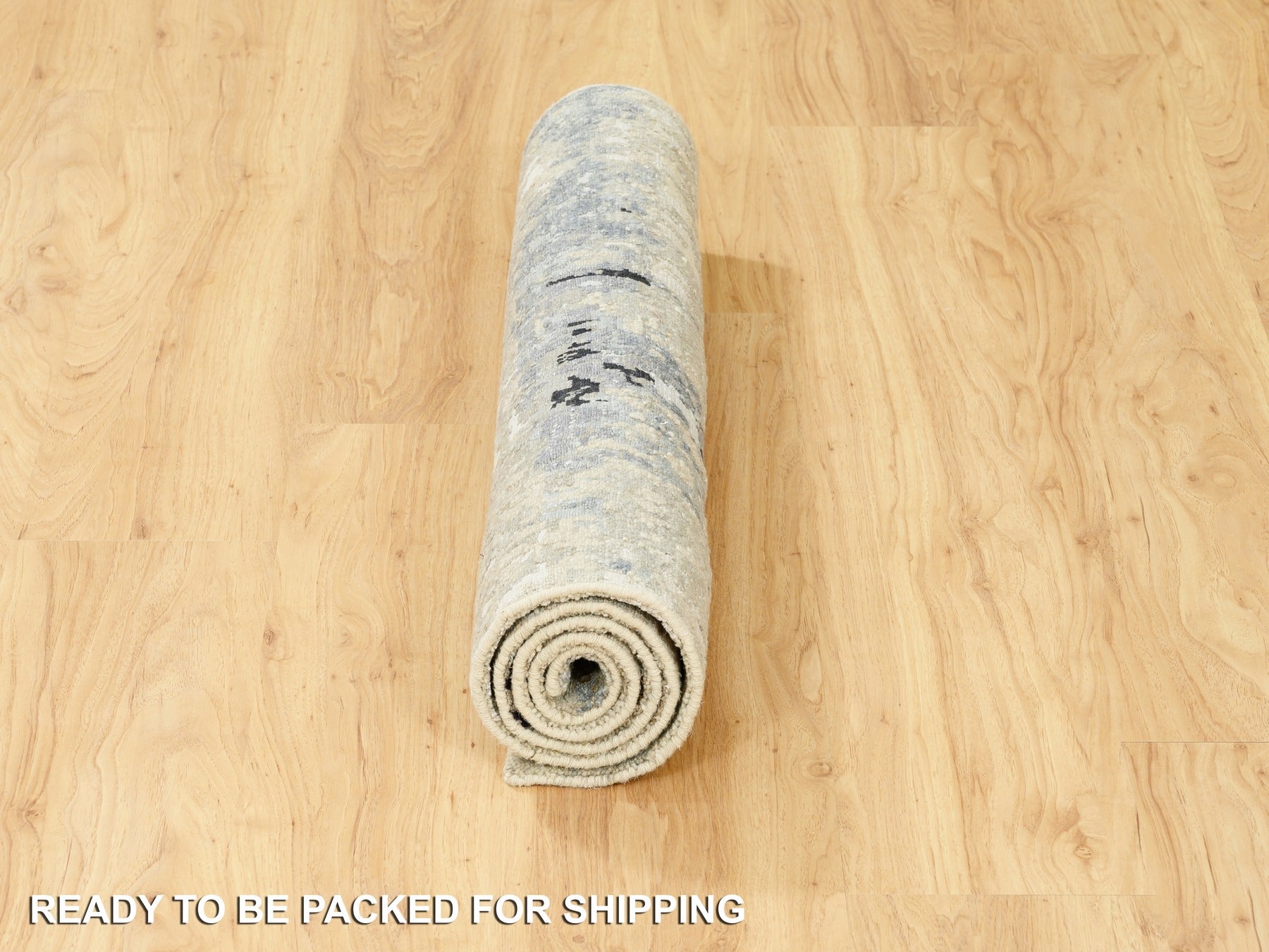Modern / Contemporary hand-knotted wool/silk rug in Beige, 3' x 5' — SKU O062167 (view 6)