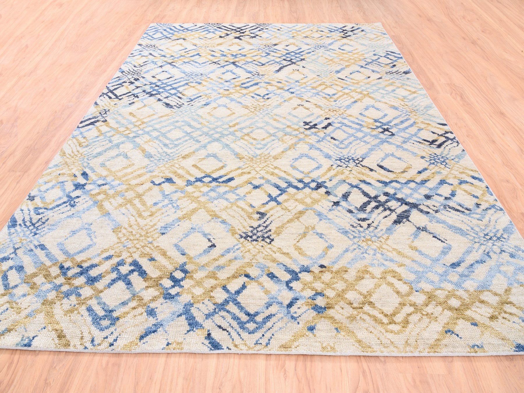Tribal & Geometric hand-knotted wool rug in Ivory, 9' x 12' — SKU O062219 (view 2)