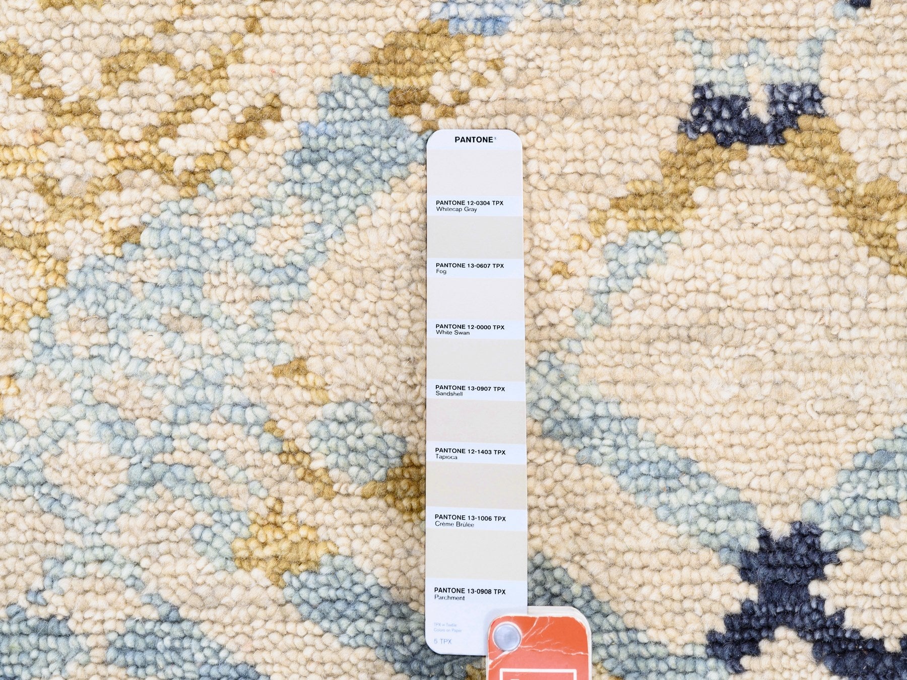 Tribal & Geometric hand-knotted wool rug in Ivory, 9' x 12' — SKU O062219 (view 7)