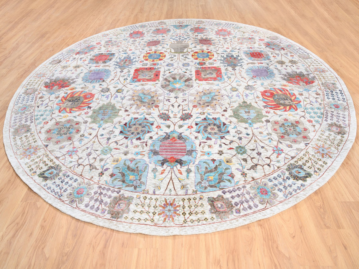 Tabriz Transitional hand-knotted wool/silk rug in Ivory, 12'2" x 12'2" — SKU O062274 (view 2)