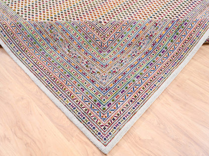 Sarouk Modern / Contemporary hand-knotted wool/sari silk rug in Beige, 9'10" x 14' — SKU O062309 (view 6)