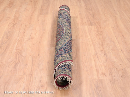 Red 6'0" x 6'1" Traditional Hand knotted Wool/Silk Rug - Sku: O062350