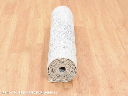 Grey 4'1" x 12'1" Transitional Hand knotted Wool/Silk Rug - Sku: O062367