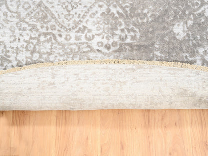 Grey 10'0" x 10'0" Transitional Hand knotted Wool/Silk Rug - Sku: O062368