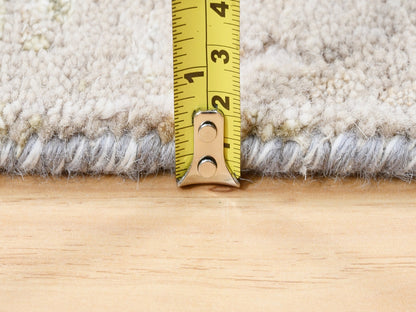 Modern / Contemporary hand-knotted wool/silk rug in Beige, 3' x 5' — SKU O062431 (view 7)