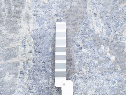 Grey 3'1" x 5'1" Modern / Contemporary Hand knotted Wool/Silk Rug - Sku: O062435