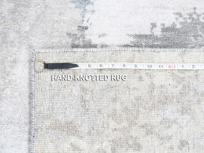 Grey 2'9" x 10'0" Modern / Contemporary Hand knotted Wool/Silk Rug - Sku: O062438
