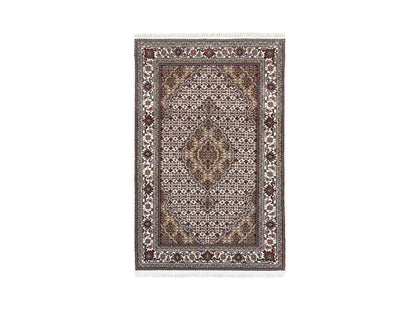 Ivory 3'8" x 6'0" Fine Oriental Hand knotted Wool Rug - Sku: O062489