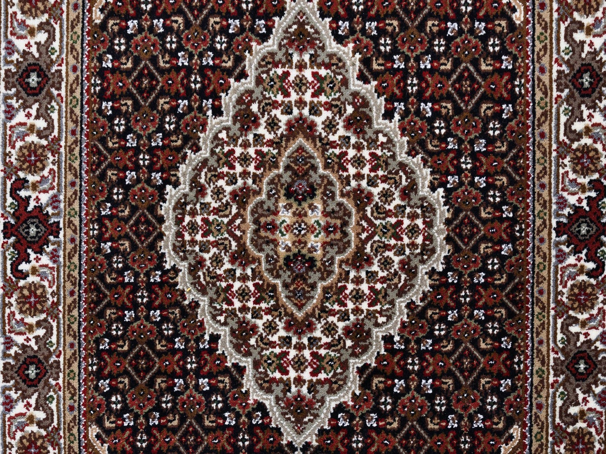 Tabriz Fine Oriental hand-knotted wool rug in Black & Ivory, 3'2" x 5'4" — SKU O062491 (view 5)
