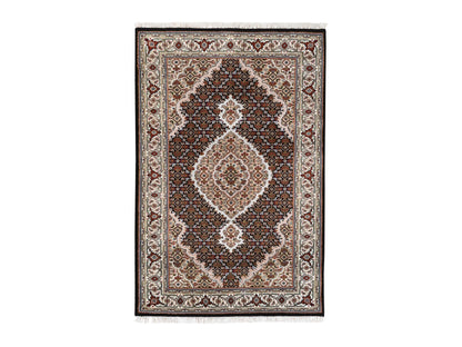 Tabriz Fine Oriental hand-knotted wool rug in Black & Ivory, 2'10" x 5'4" — SKU O062532