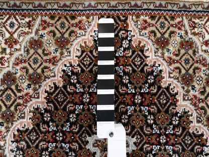 Black 2'10" x 5'4" Fine Oriental Hand knotted Wool Rug - Sku: O062532