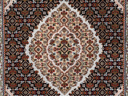 Tabriz Fine Oriental hand-knotted wool rug in Black & Ivory, 2'10" x 5'4" — SKU O062532 (view 5)