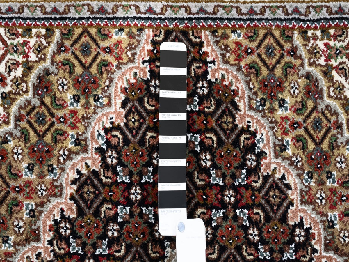 Tabriz Fine Oriental hand-knotted wool rug in Black & Ivory, 3'2" x 5'6" — SKU O062533 (view 4)