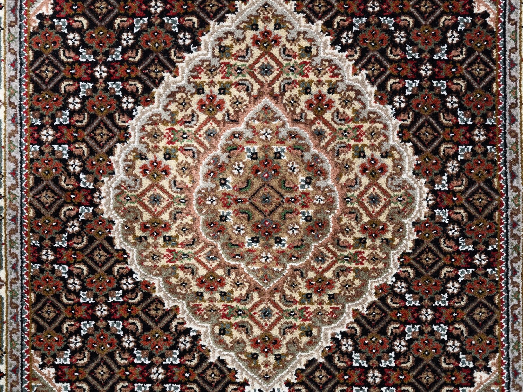 Tabriz Fine Oriental hand-knotted wool rug in Black & Ivory, 3'2" x 5'6" — SKU O062533 (view 5)