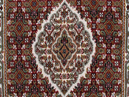 Red 2'7" x 6'8" Traditional Hand knotted Wool Rug - Sku: O062537