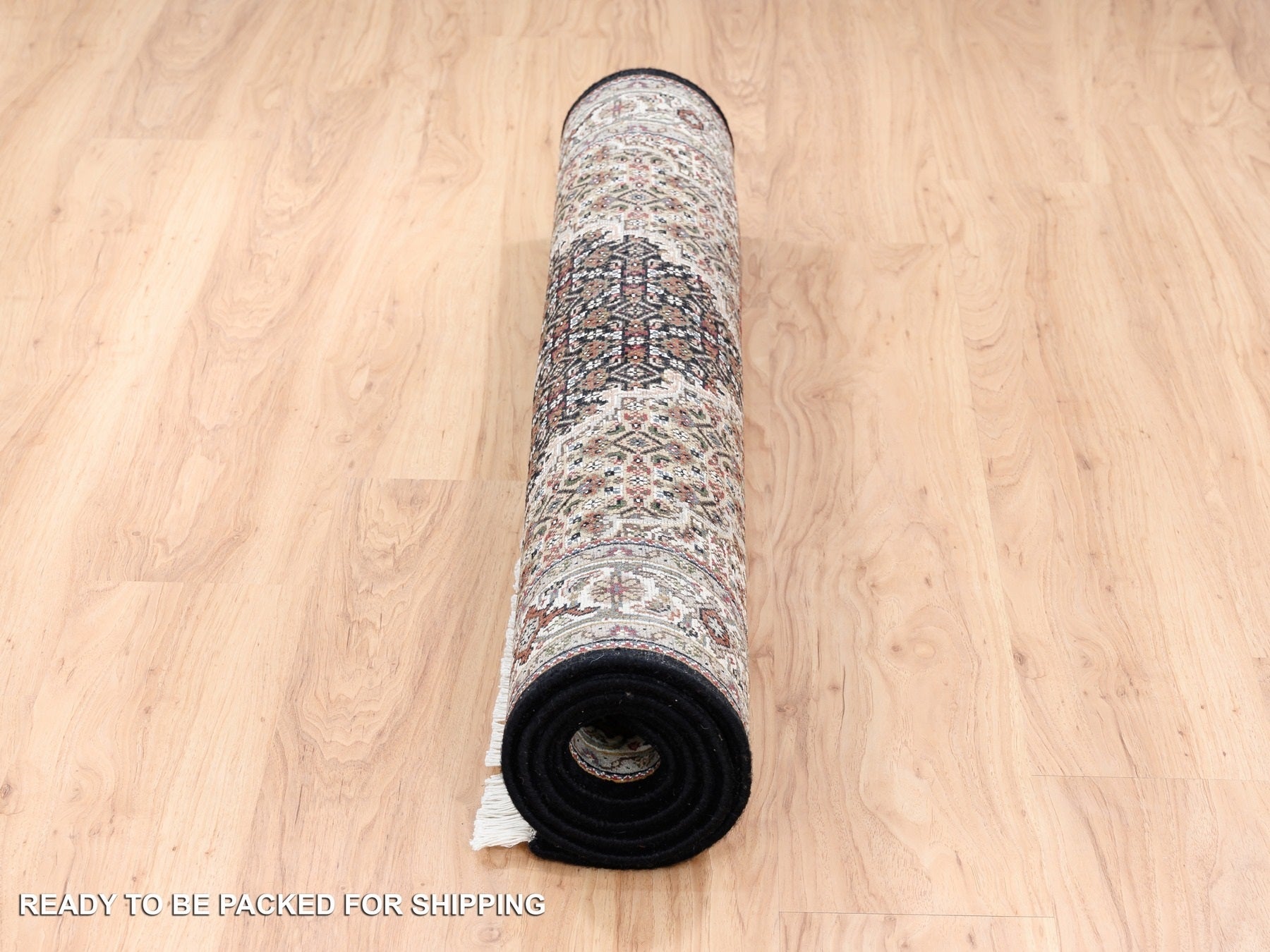 Tabriz Fine Oriental hand-knotted wool/silk rug in Black & Ivory, 4'2" x 6'1" — SKU O062569 (view 6)