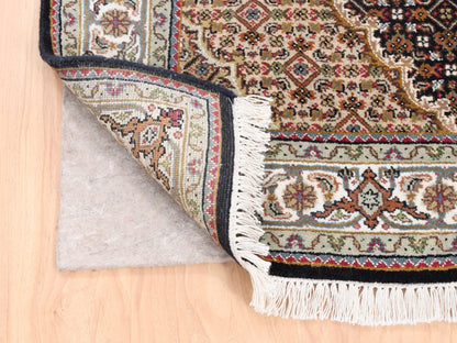 Black 3'10" x 6'0" Fine Oriental Hand knotted Wool Rug - Sku: O062619