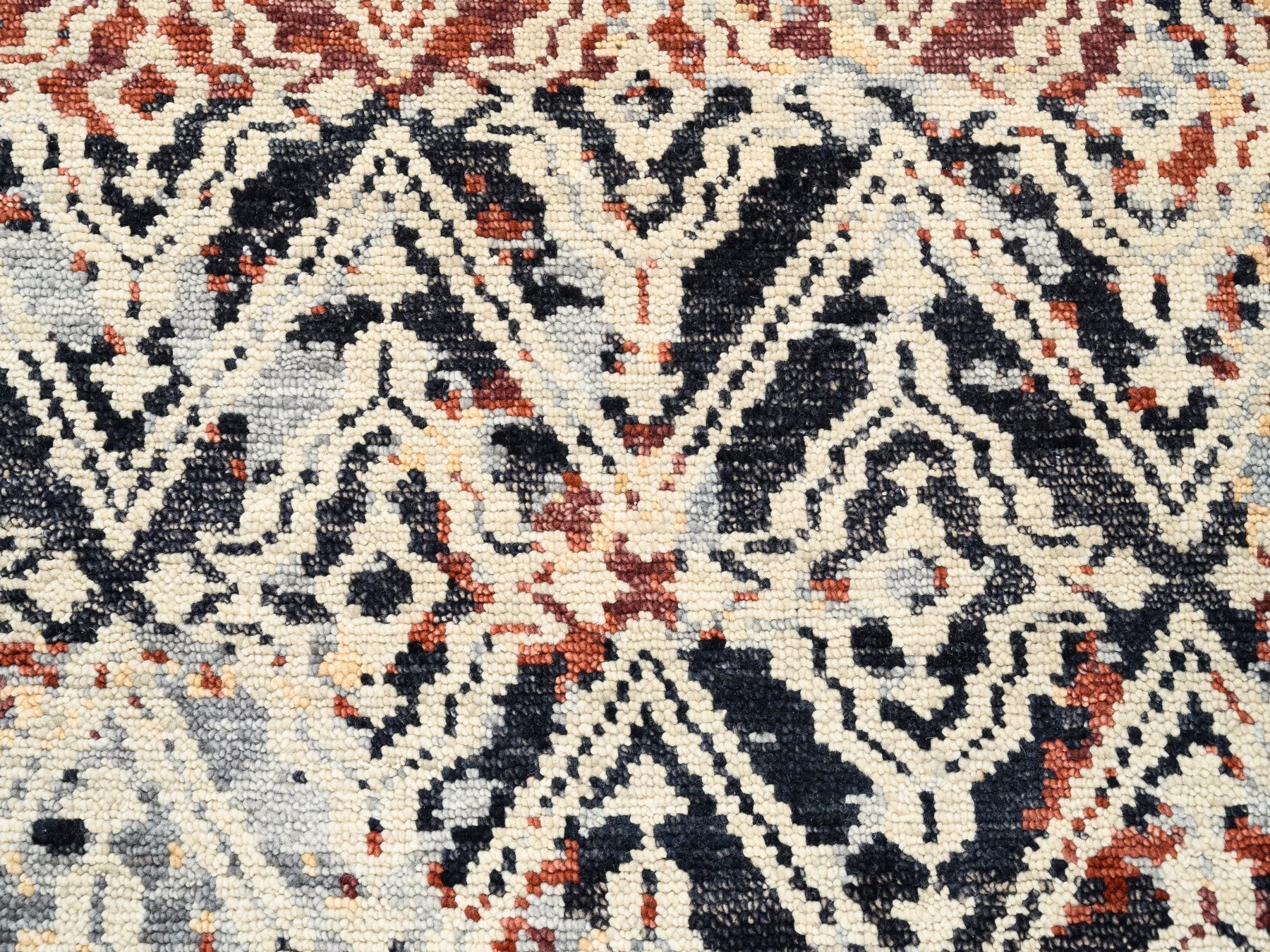 Tribal & Geometric hand-knotted wool rug in Black, 8'1" x 10'1" — SKU O062649 (view 9)