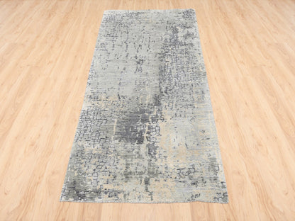 Grey 2'7" x 5'10" Modern / Contemporary Hand knotted Wool/Silk Rug - Sku: O062691