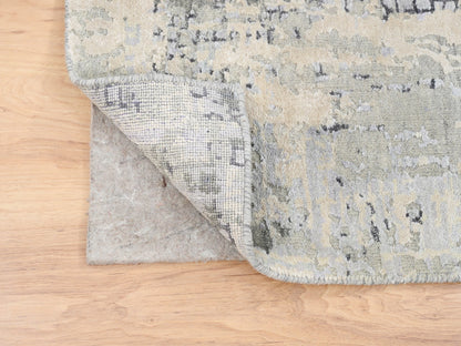 Grey 2'7" x 5'10" Modern / Contemporary Hand knotted Wool/Silk Rug - Sku: O062691