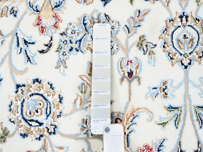 Ivory 5'9" x 5'9" Fine Oriental Hand knotted Wool Rug - Sku: O062789