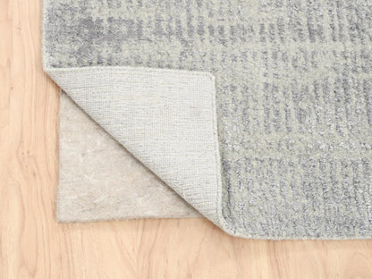 Grey 2'7" x 10'0" Modern / Contemporary Handloom Wool/Silk Rug - Sku: O062847