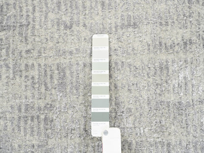 Grey 2'6" x 12'1" Modern / Contemporary Handloom Wool/Silk Rug - Sku: O062853
