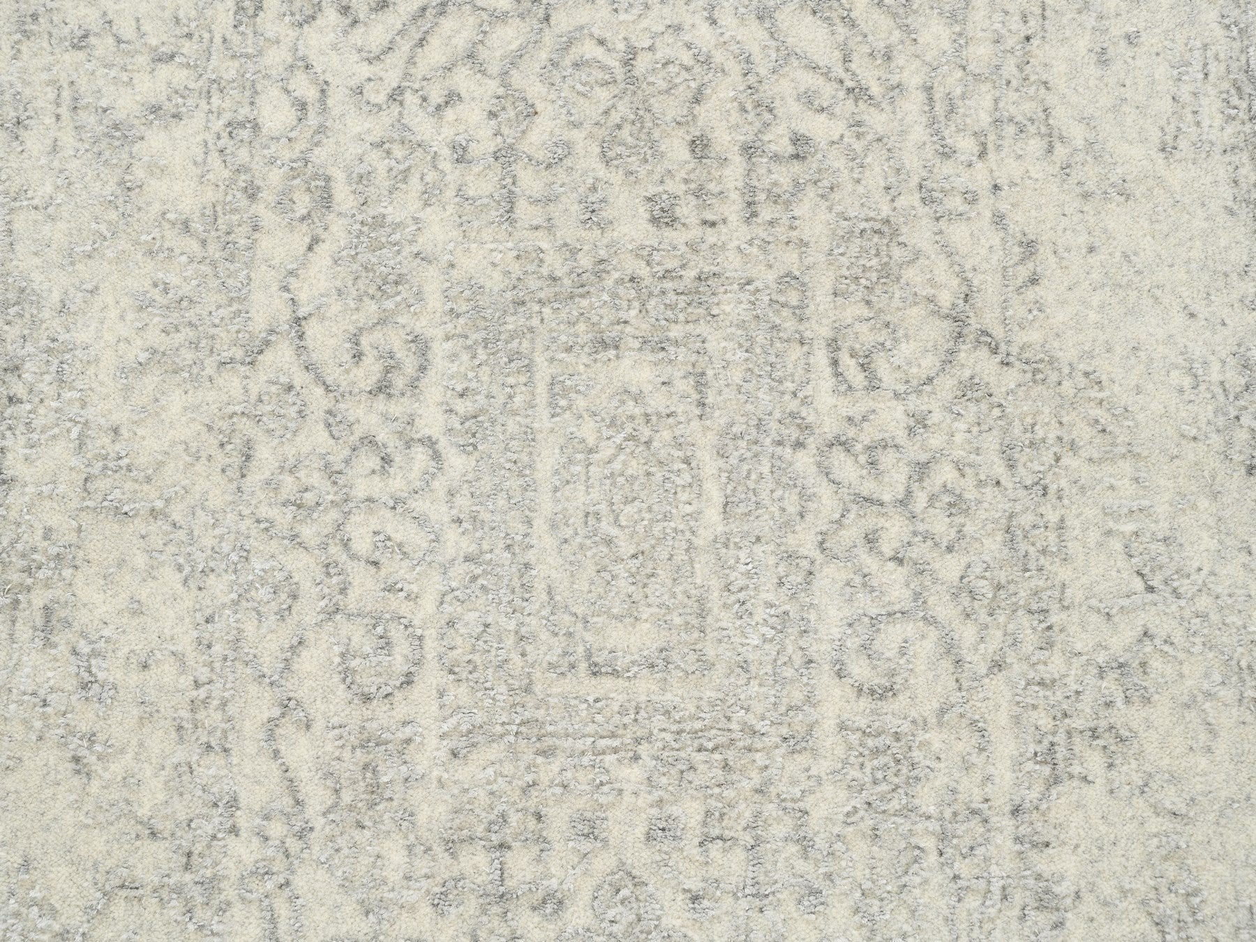 Modern / Contemporary hand-knotted wool/art silk runner in Beige, 2'6" x 10'1" — SKU O062854 (view 5)