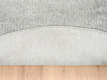 Grey 6'0" x 6'0" Modern / Contemporary Handloom Wool/Silk Rug - Sku: O062858