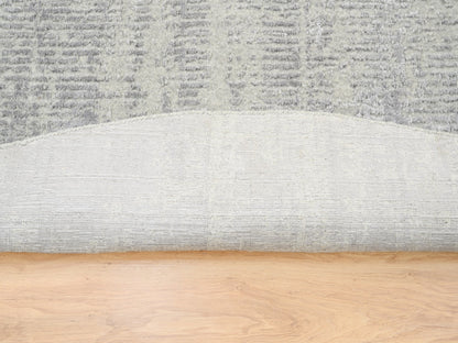 Grey 10'0" x 10'0" Modern / Contemporary Handloom Wool/Silk Rug - Sku: O062874