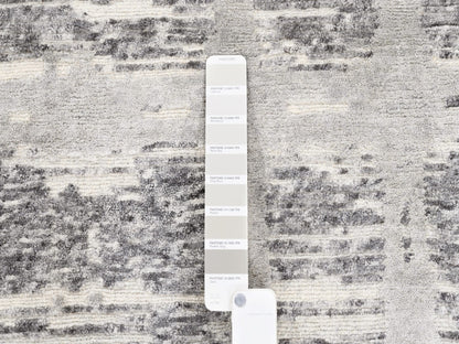 Grey 8'0" x 8'0" Modern / Contemporary Hand knotted Wool Rug - Sku: O062892