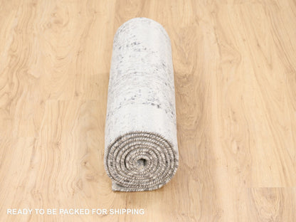 Grey 2'5" x 10'0" Modern / Contemporary Hand knotted Wool Rug - Sku: O062921