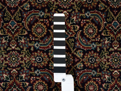 Herati Fine Oriental hand-knotted wool rug in Black & Red, 5'2" x 7'4" — SKU O062995 (view 4)