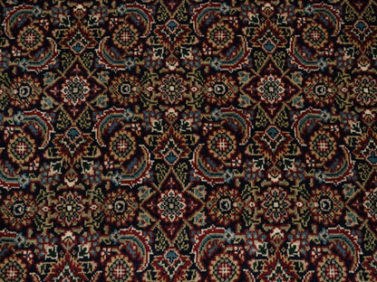 Herati Fine Oriental hand-knotted wool rug in Black & Red, 5'2" x 7'4" — SKU O062995 (view 5)