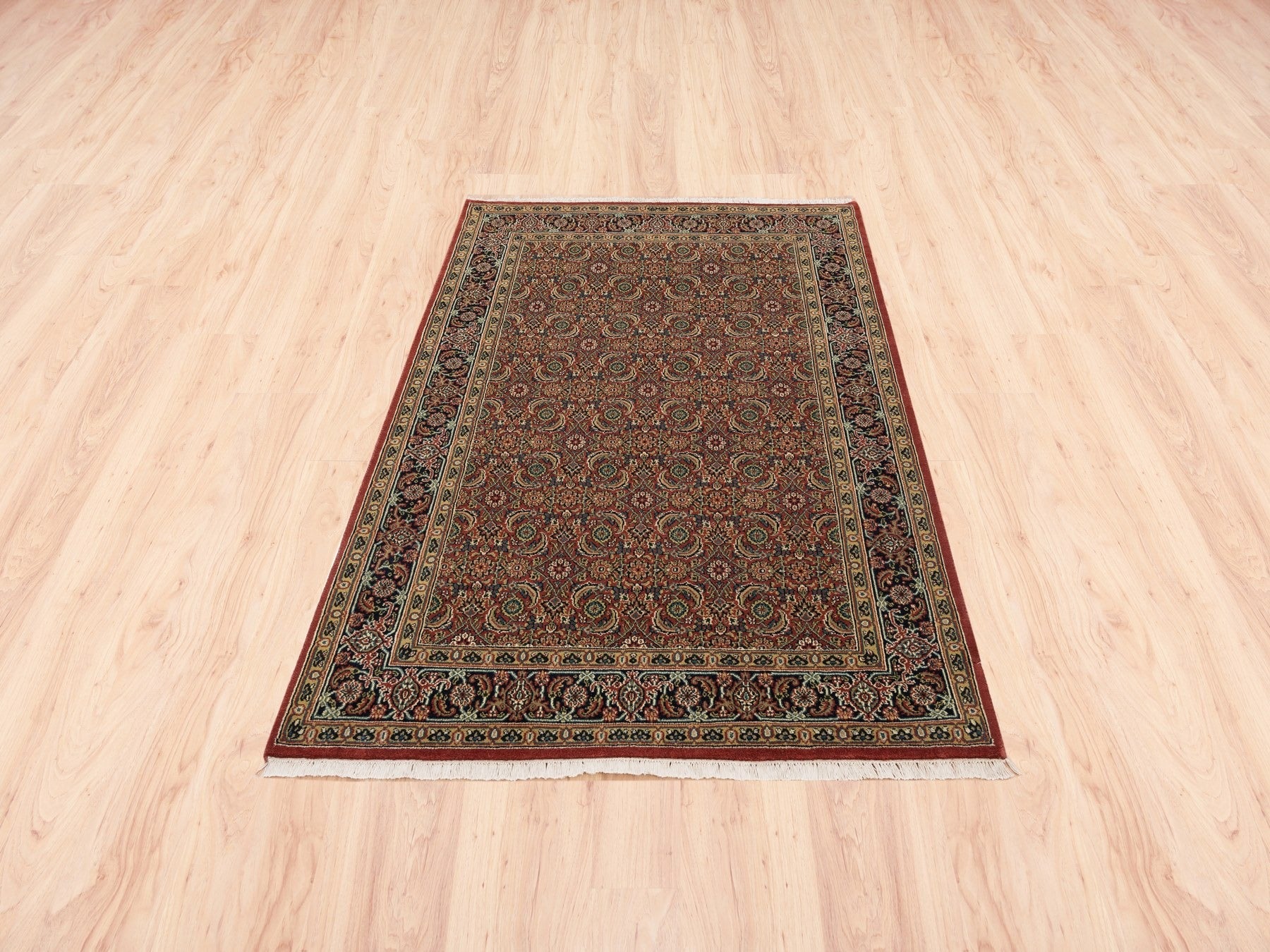Herati Fine Oriental hand-knotted wool rug in Red & Midnight Blue, 4'1" x 6'1" — SKU O062998 (view 2)