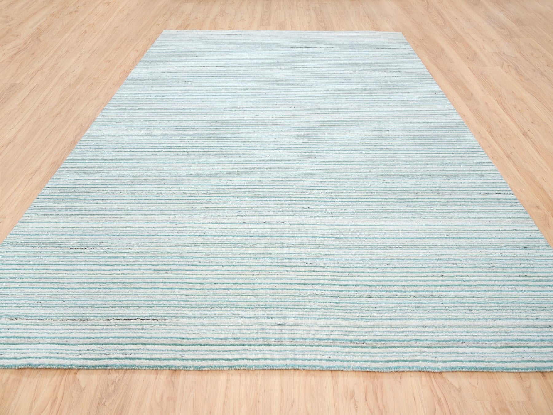 Modern / Contemporary hand-knotted wool rug in Green, 9'1" x 12' — SKU O063043 (view 2)