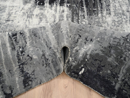 Ivory 8'0" x 8'1" Modern and Contemporary Hand knotted Wool/Silk Rug - Sku: O063178