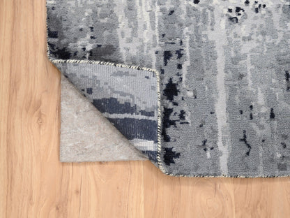 Ivory 3'1" x 5'0" Modern and Contemporary Hand knotted Wool/Silk Rug - Sku: O063189