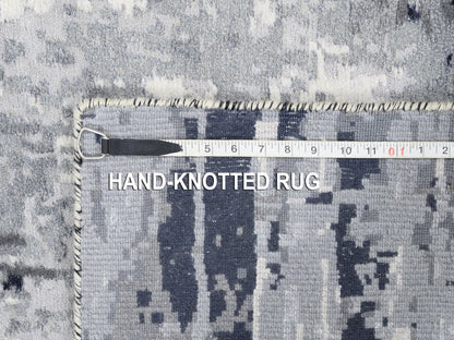 Ivory 3'1" x 5'0" Modern and Contemporary Hand knotted Wool/Silk Rug - Sku: O063189