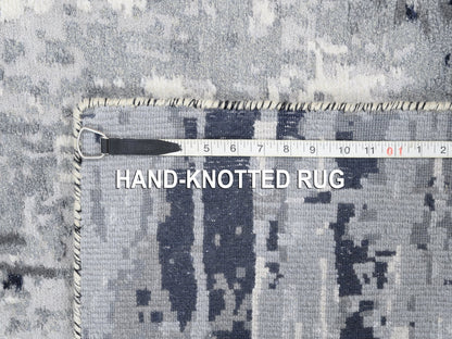 Ivory 3'0" x 4'10" Modern and Contemporary Hand knotted Wool/Silk Rug - Sku: O063193