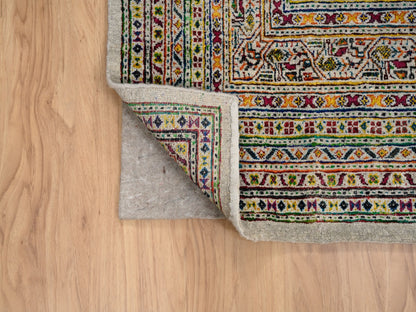Sarouk Modern / Contemporary hand-knotted wool/sari silk rug in Beige, 8'8" x 12'2" — SKU O063206 (view 4)