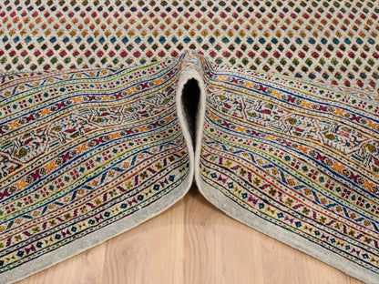 Sarouk Modern / Contemporary hand-knotted wool/sari silk rug in Beige, 8'8" x 12'2" — SKU O063206 (view 5)