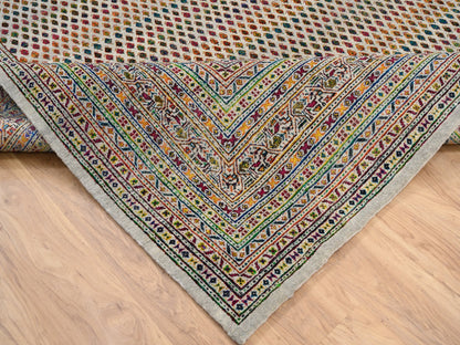 Sarouk Modern / Contemporary hand-knotted wool/sari silk rug in Beige, 8'8" x 12'2" — SKU O063206 (view 6)