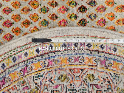 Sarouk Modern / Contemporary hand-knotted wool/sari silk rug in Beige, 5' x 5'2" — SKU O063221 (view 8)