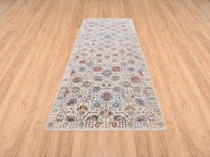 Ivory 4'1" x 10'3" Transitional Hand knotted Wool/Silk Rug - Sku: O063245