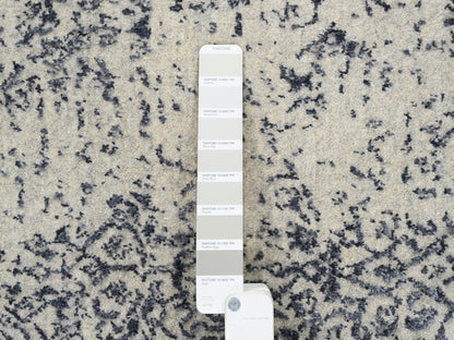 Grey 8'0" x 8'0" Modern / Contemporary Handloom Wool/Silk Rug - Sku: O063257