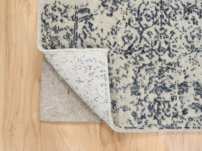 Grey 2'6" x 6'0" Modern / Contemporary Handloom Wool/Silk Rug - Sku: O063260