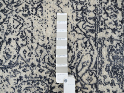 Grey 2'6" x 6'1" Modern / Contemporary Handloom Wool/Silk Rug - Sku: O063262